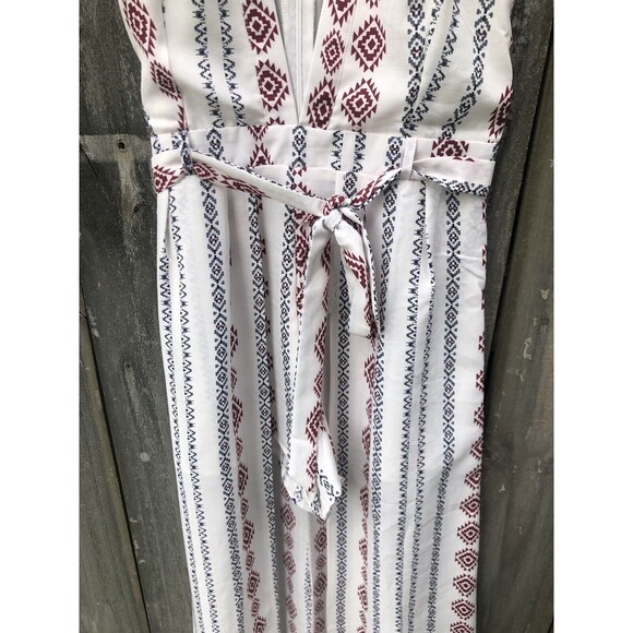 American Threads White & Maroon Aztec Long Cape Romper Size Small - Picture 12 of 13